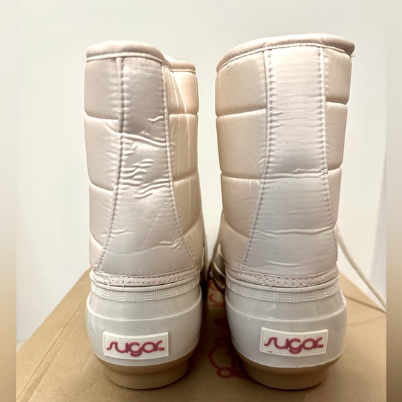 Sugar Women’s Round Toe Lace-Up Duck Boots - Size 11 - Picture 7 of 9